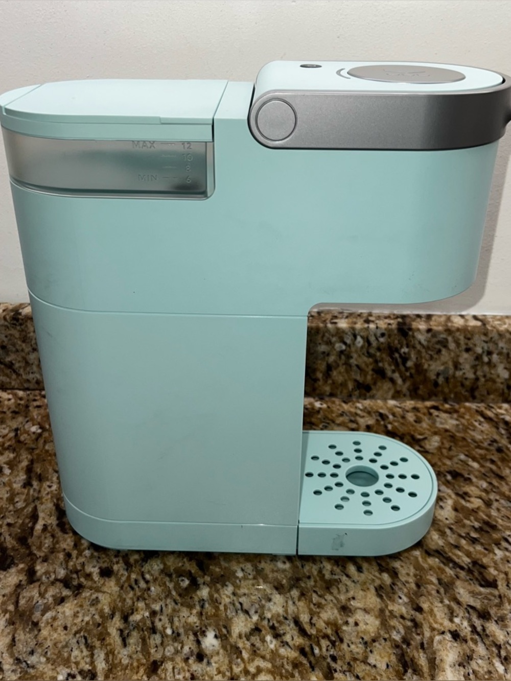 Keurig K-Mini Single Serve Coffee Maker, Oasis Color (Aqua Blue), Preowned - Picture 2 of 8
